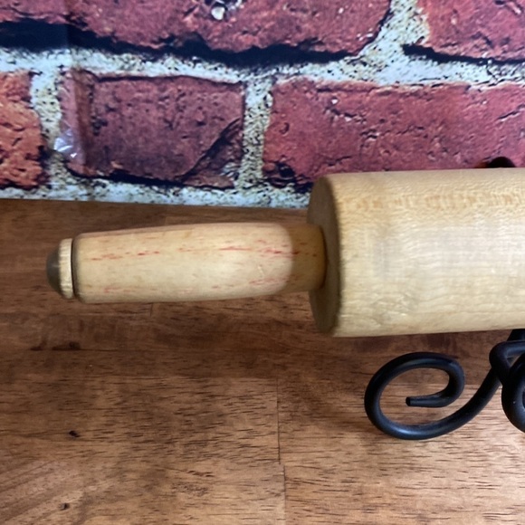 Vintage Wood Rolling Pin - Picture 3 of 7